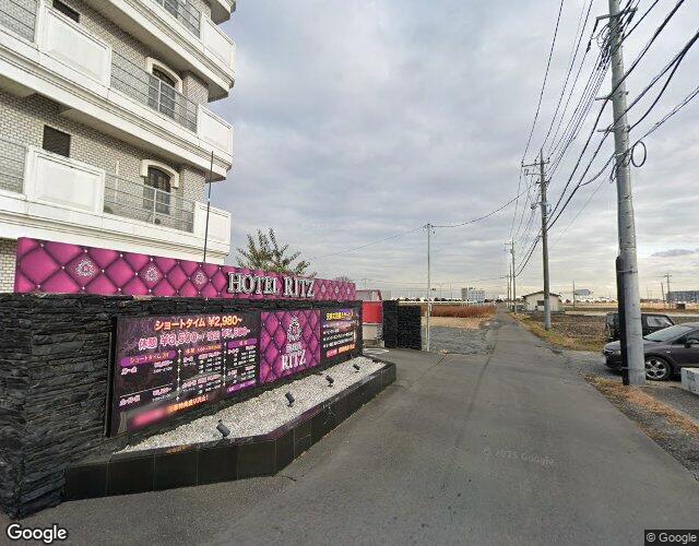 HOTEL　ZERO　KAWAGOE 右側からの外観