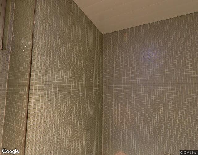 DESIGN HOTEL VOGUE 右側からの外観