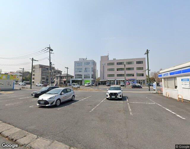クロスウェイ 左側からの外観