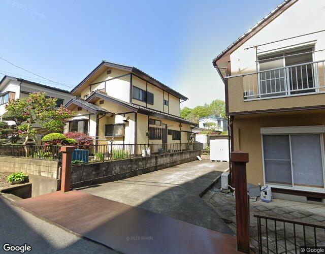 Aube 左側からの外観