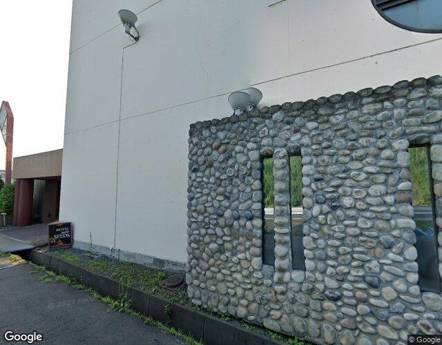 ニューシーズ土浦 右側からの外観