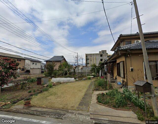 Cream 左側からの外観