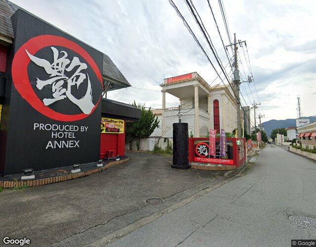 ホテルアネックス艶 左側からの外観
