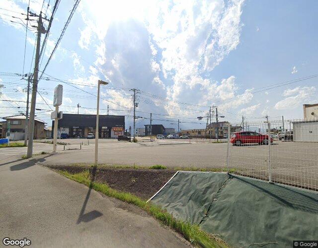 ホテル ハッピーキッス双葉店 左側からの外観
