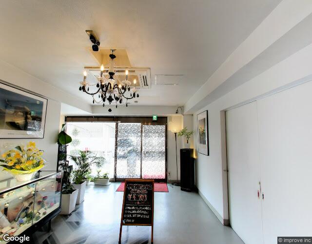 HOTEL 122 左側からの外観