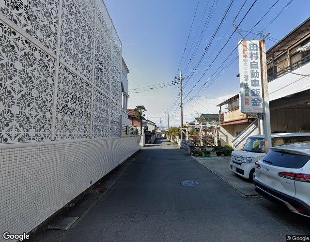 マラケッシュ 左側からの外観