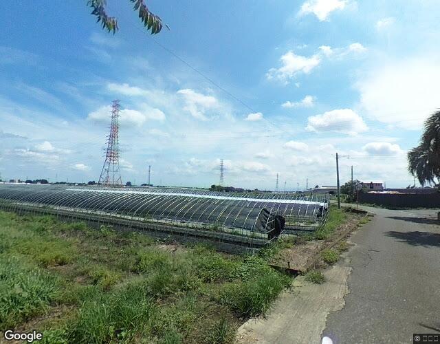 ホテル ウォーターバリ 伊勢崎 左側からの外観