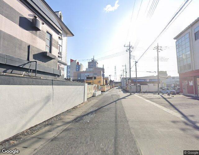 フェアリーシックス 右側からの外観
