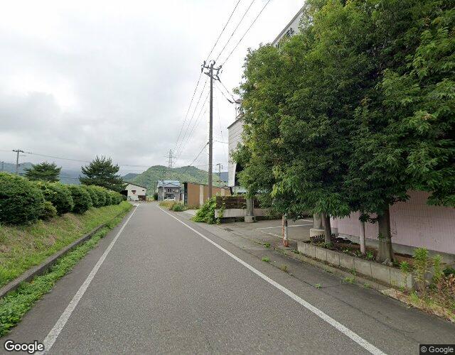 シャルム 左側からの外観