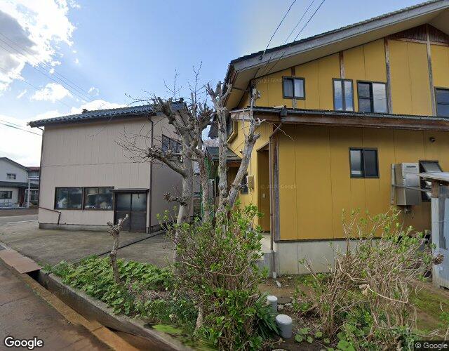 ホテル アルビオン 裏側からの外観