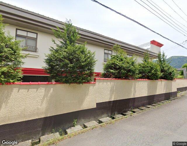 東京アイネ 右側からの外観