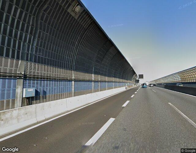 SARA船橋 左側からの外観