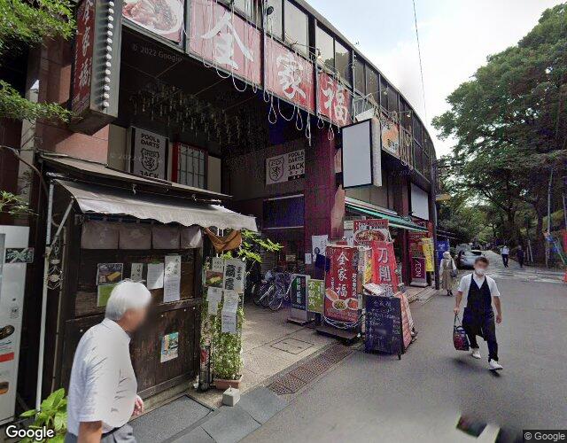ホテル リンデン王子店〈旧ロンドン王子店〉 裏側からの外観