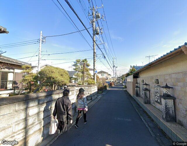 パサール 右側からの外観
