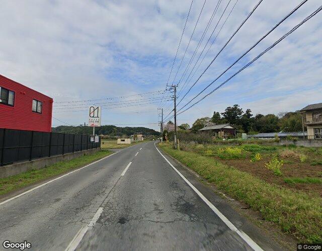 ラブワン 左側からの外観
