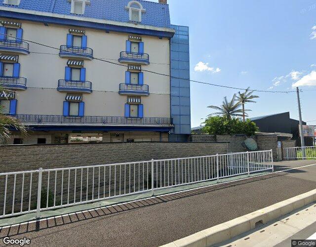 HOTEL ATLANTIS 岩槻店（ホテル アトランティス）【Best Delight Group】 左側からの外観