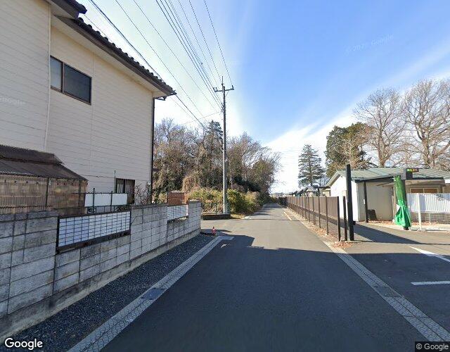 レインボー 左側からの外観
