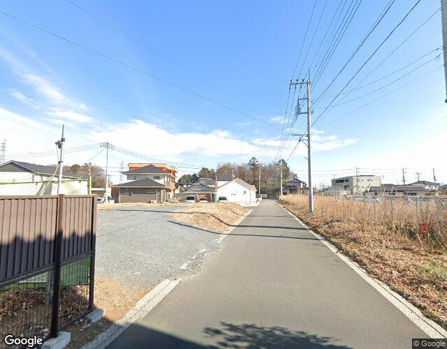 レインボー 右側からの外観