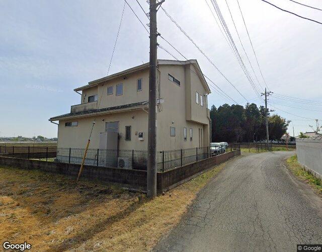 ホテル アムール水戸店 右側からの外観