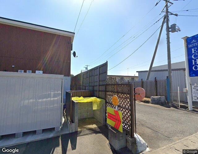 エコー 裏側からの外観