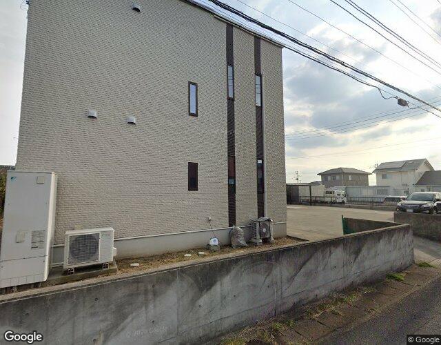 ホテルピースプラス 裏側からの外観