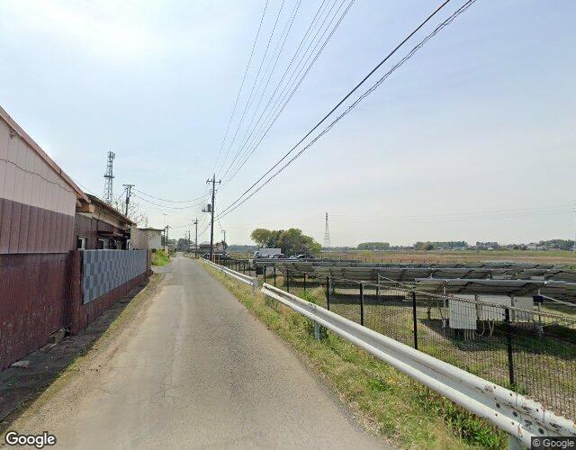 バンビーノ 裏側からの外観
