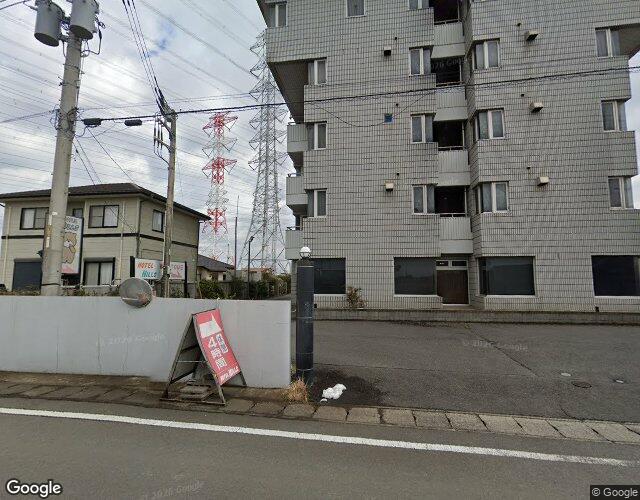 ヒルズ 右側からの外観