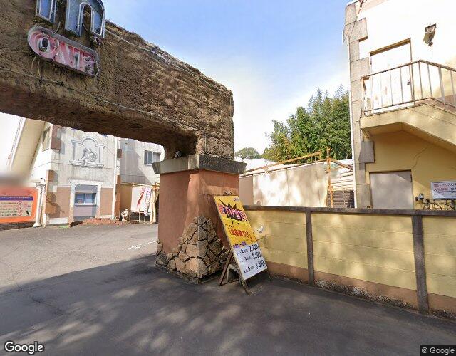 エムワンステージ 土浦店 左側からの外観