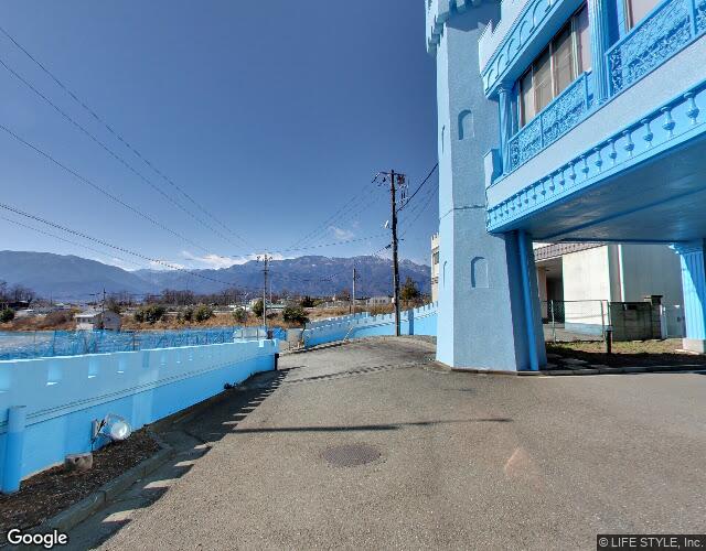 HOTEL LIBERTY 左側からの外観