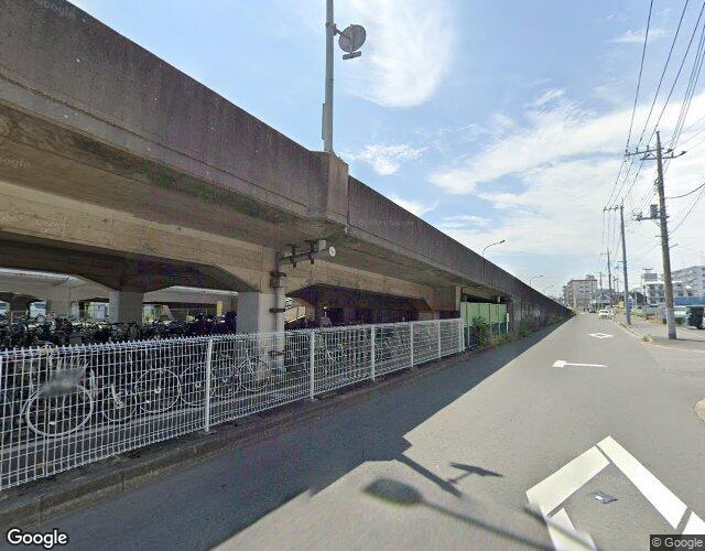 ハイビスカス松戸 左側からの外観