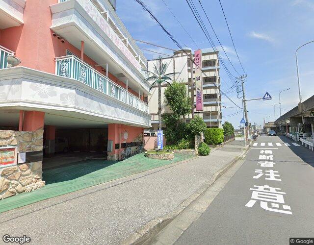 ハイビスカス松戸 右側からの外観