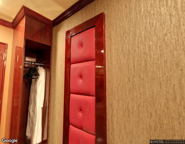 HOTEL紗羅（SARA）柏しょうなん店 裏側からの外観