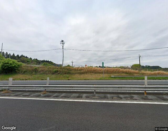ニューコロン 裏側からの外観
