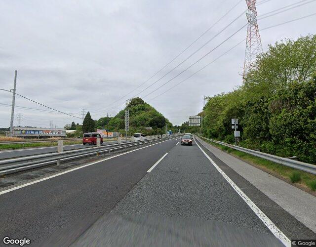 ニューコロン 左側からの外観