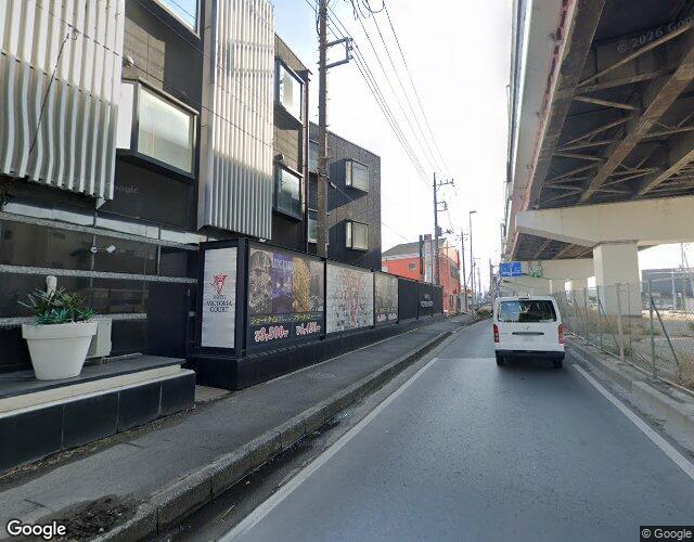 ホテル ヴィクトリアコート三郷店 裏側からの外観