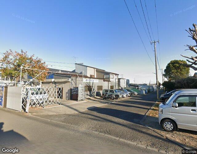 シンディー 右側からの外観
