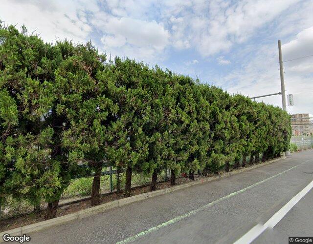 アネックス 右側からの外観