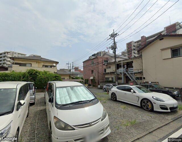 ホテル ラパンセ 右側からの外観