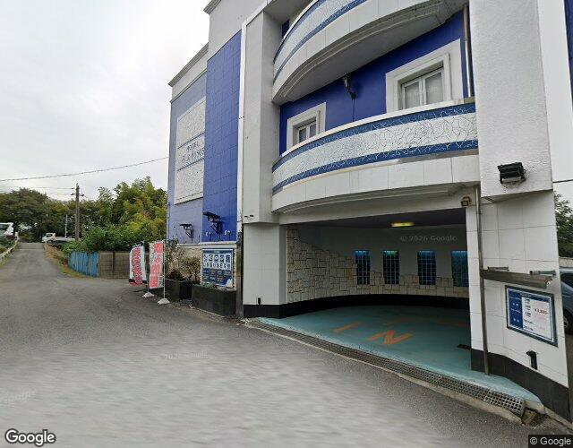 HOTEL Blue Roses 越谷 裏側からの外観