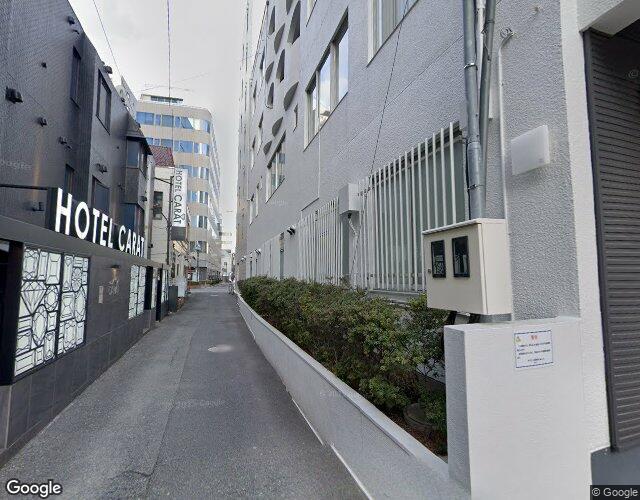 HOTEL CARAT 左側からの外観