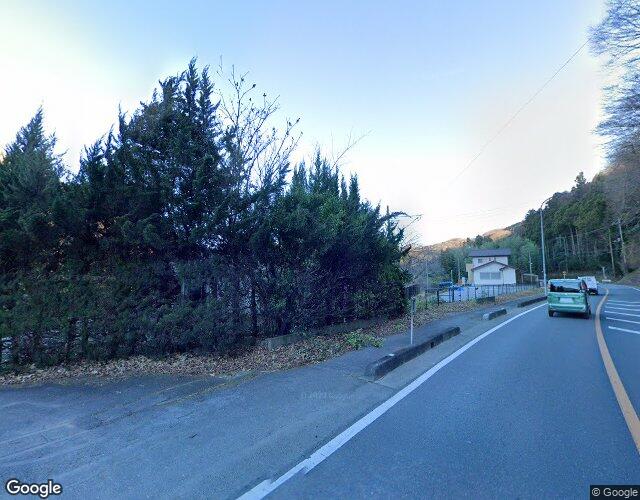 草笛 右側からの外観