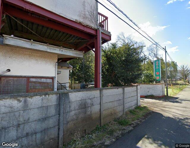 春秋 裏側からの外観