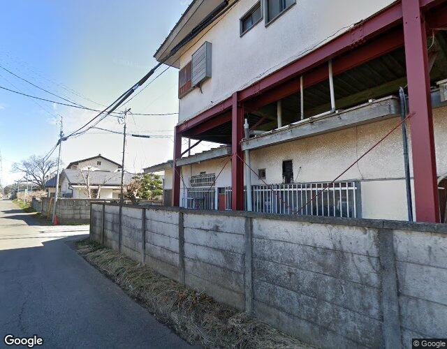 春秋 右側からの外観