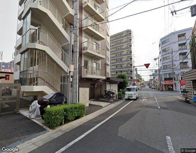 R&N 裏側からの外観