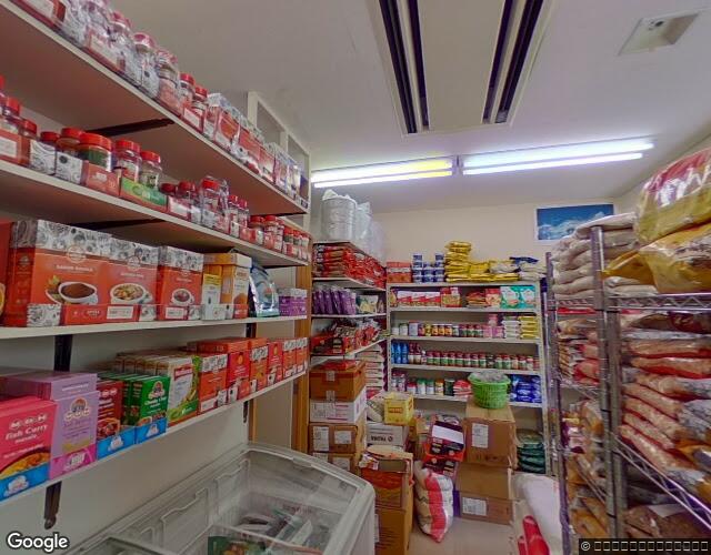イーアイ西日暮里 右側からの外観