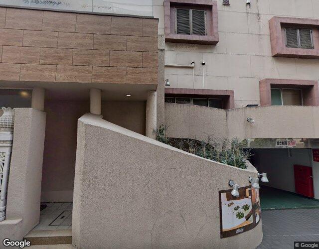 HOTEL Maile 左側からの外観