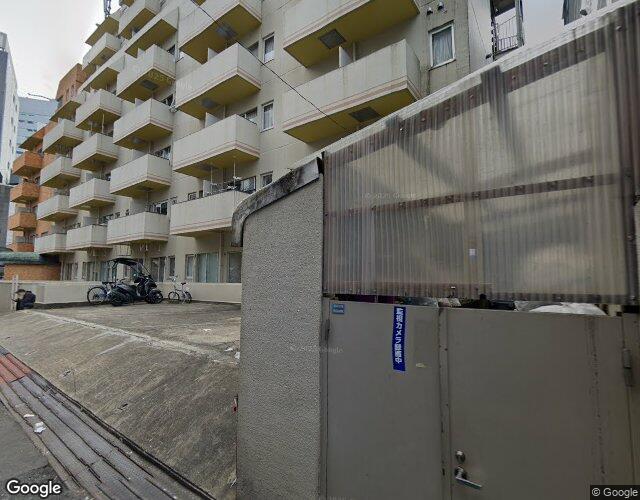 カサンドラ 裏側からの外観