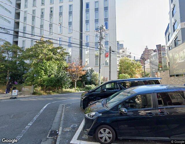 HOTEL W-BAGUS 右側からの外観