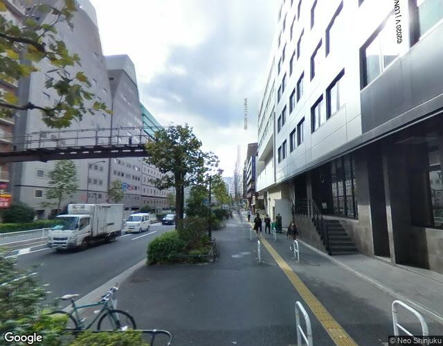 ホテル 8 左側からの外観