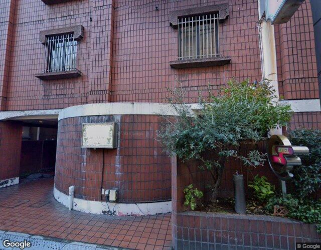 K 左側からの外観